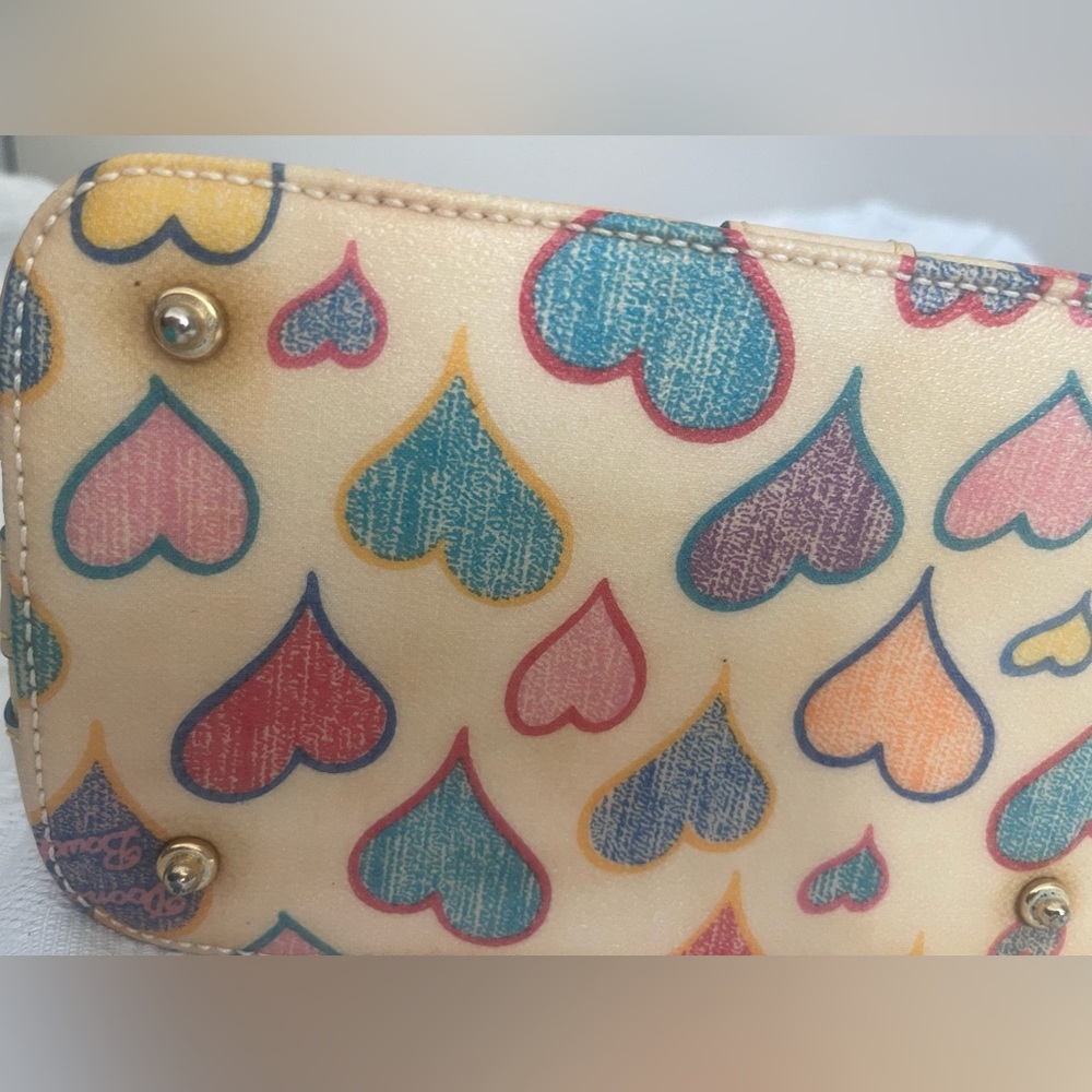 Vintage Dooney & Bourke RAINBOW ZIPPER heart shoulder bag - Picture 11 of 15